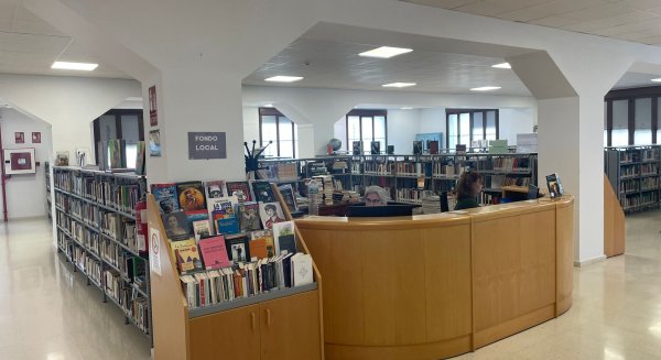 La Biblioteca Padre Manuel abrirá los domingos para facilitar la preparación de exámenes y oposiciones