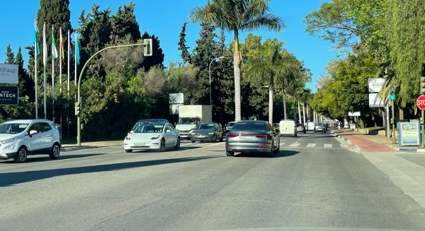 VOX reclama acciones ante los frecuentes accidentes y maniobras peligrosas en la Milla de Oro.