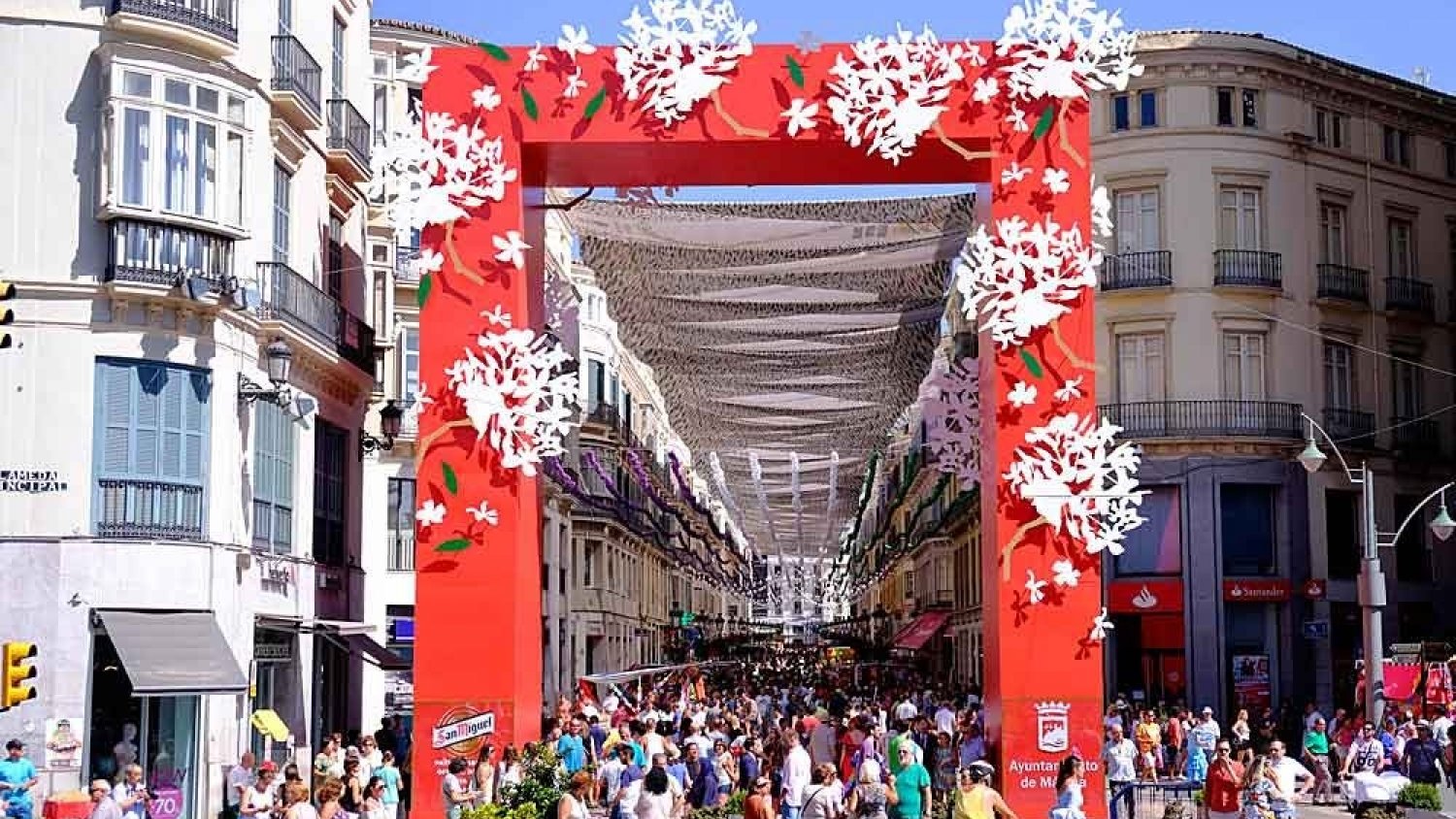 La ciudadanía puede elegir entre los cinco carteles finalistas de la Feria de Málaga 2022
