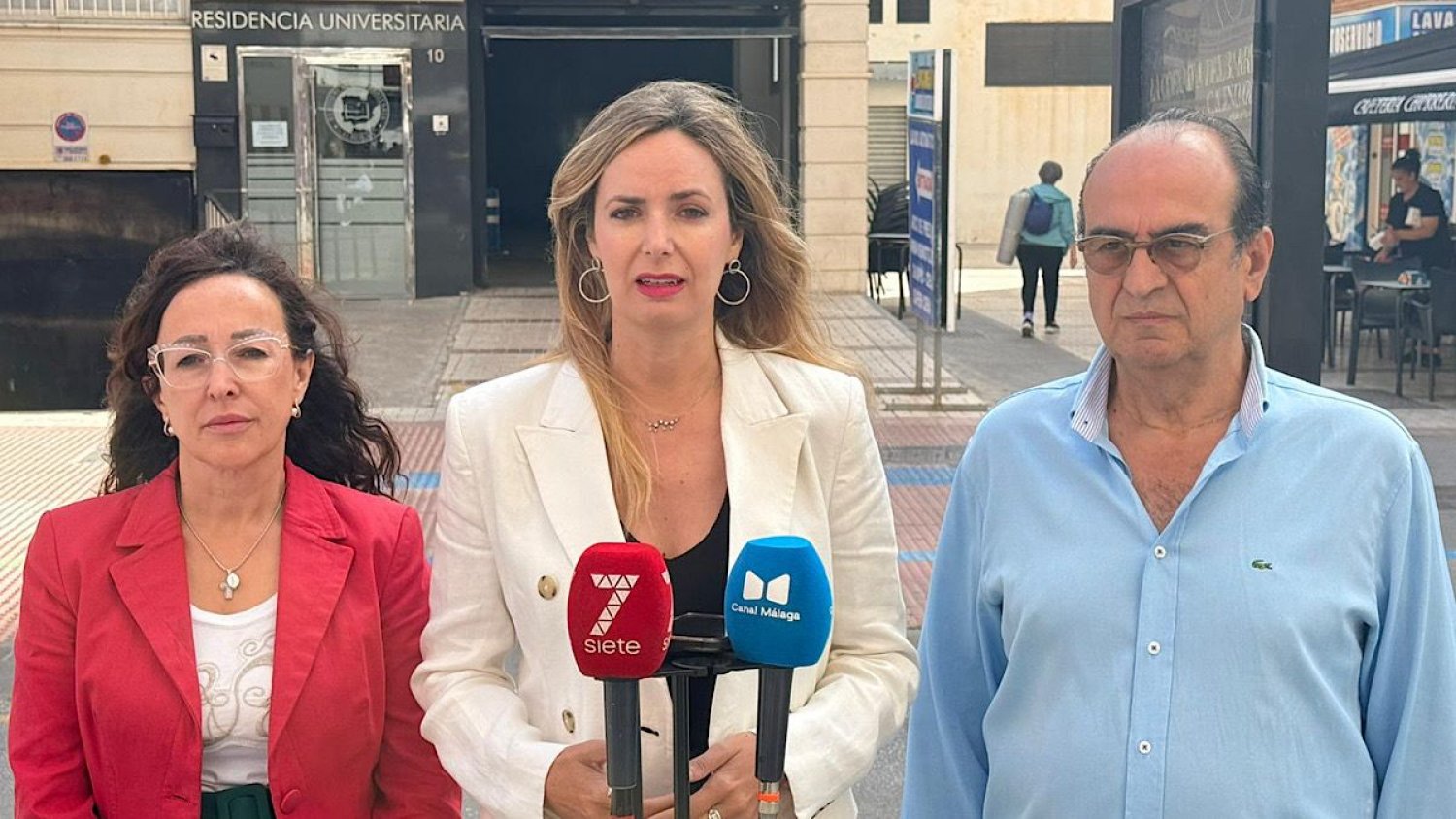VOX denuncia la apertura de un nuevo centro de acogida de inmigrantes irregulares en Málaga