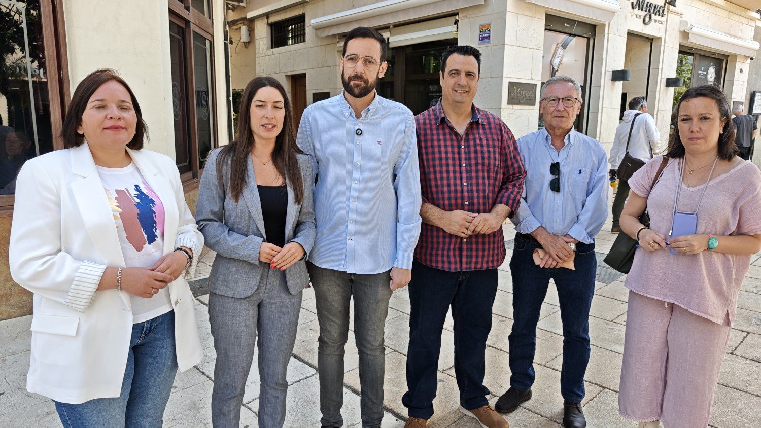 El PSOE pide defender los servicios públicos ante el abandono de Moreno Bonilla en Vélez-Málaga y la Axarquía