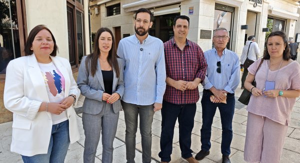 El PSOE pide defender los servicios públicos ante el abandono de Moreno Bonilla en Vélez-Málaga y la Axarquía