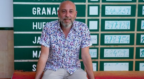 Ernesto Alba: “Moreno Bonilla ha entregado la sanidad a grandes empresas privadas”