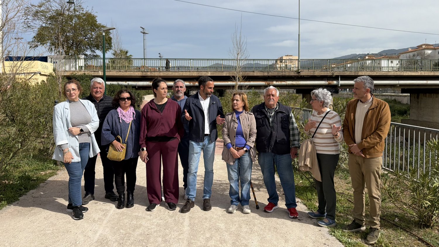 El PSOE reclama la renaturalización del Guadalmedina frente al “modelo de hormigón del alcalde”