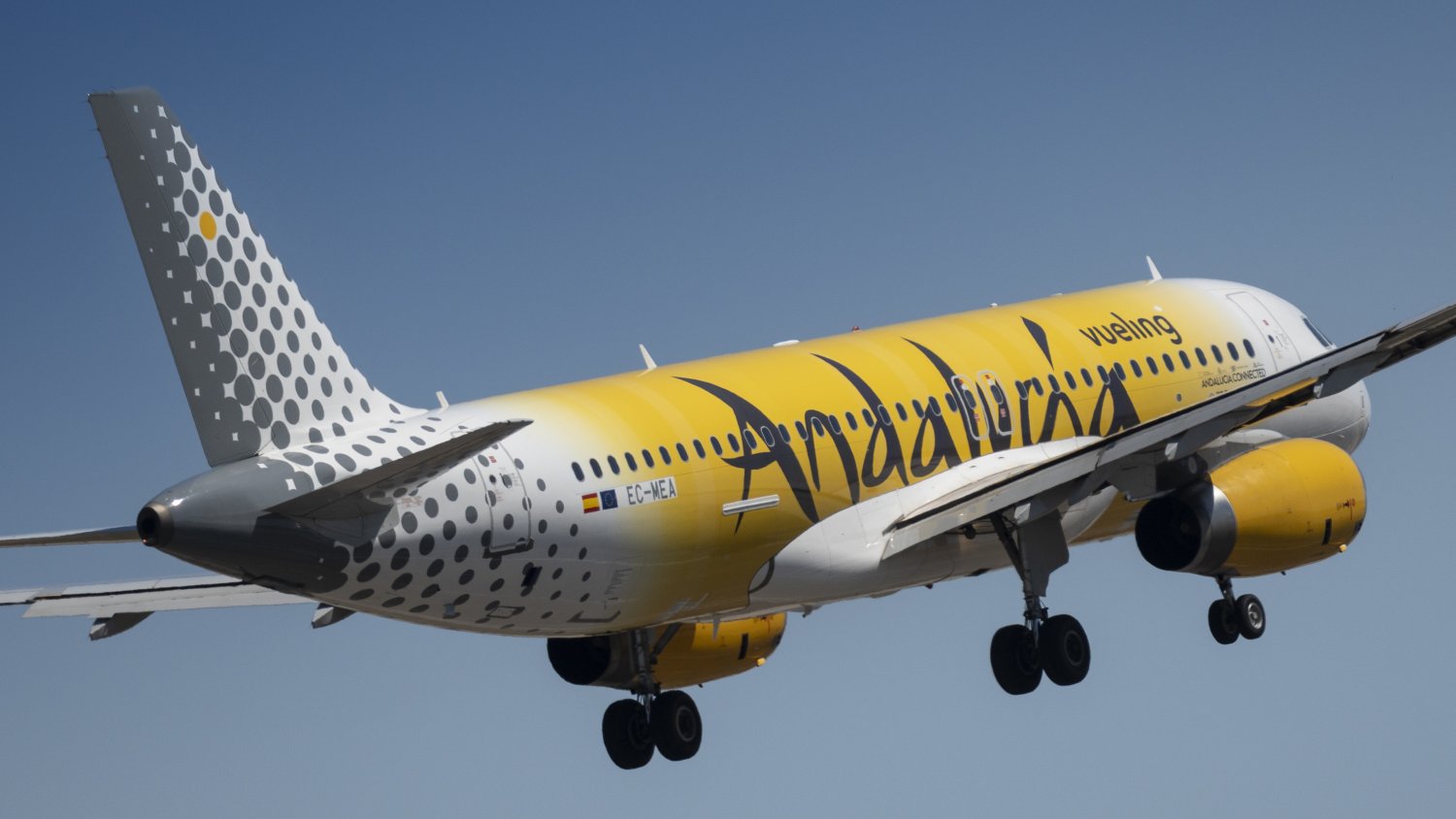 Vueling promocionará Andalucía en Europa con un avión personalizado