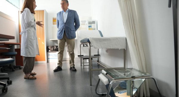 Sanidad implementa la derivación desde Atención Primaria a Fisioterapia en toda Andalucía 