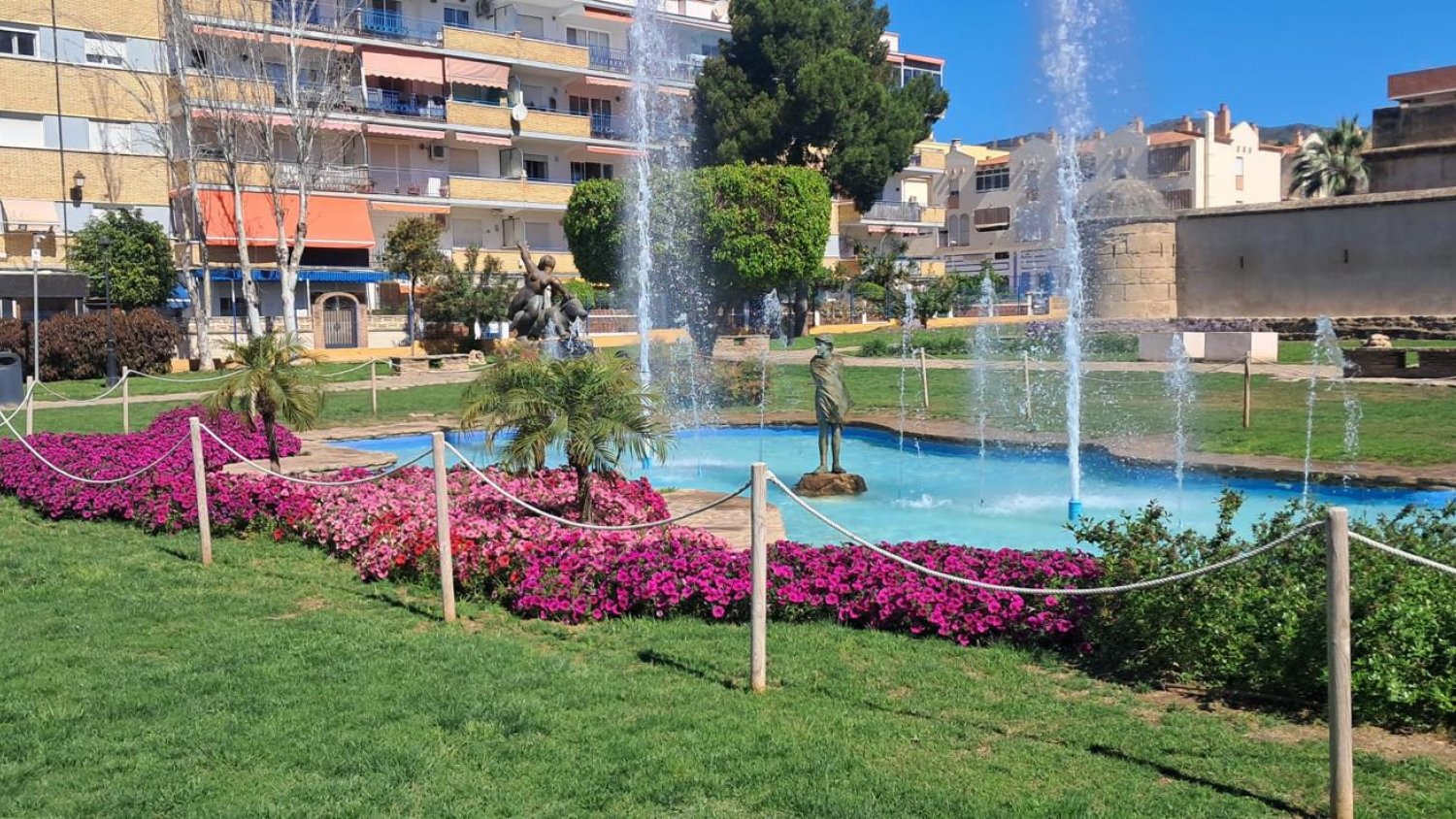 El nuevo contrato de Parques y Jardines de Rincón de la Victoria logra los tres millones de euros por año