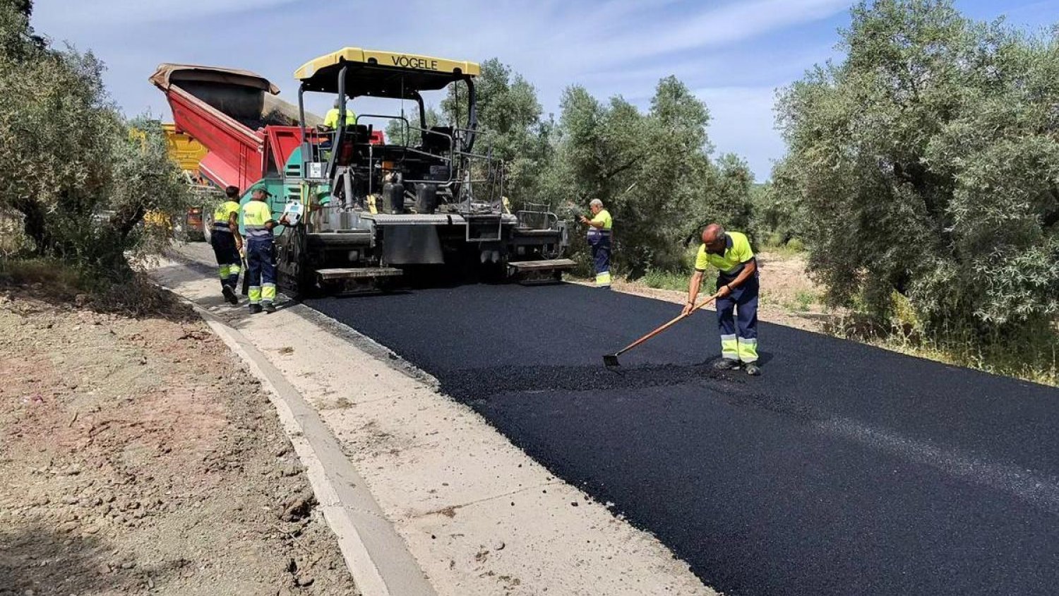 La Diputación financia con 1,1 millones el arreglo de un camino entre Archidona y Villanueva de Algaidas