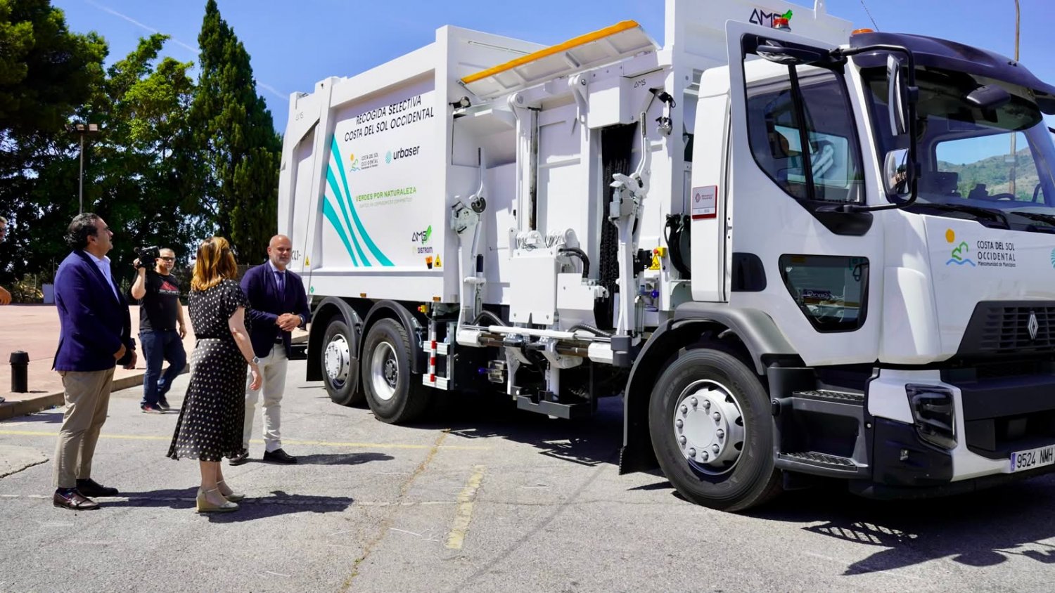 Torremolinos añade tres vehículos para reforzar el servicio de recogida selectiva y mantenimiento de contenedores