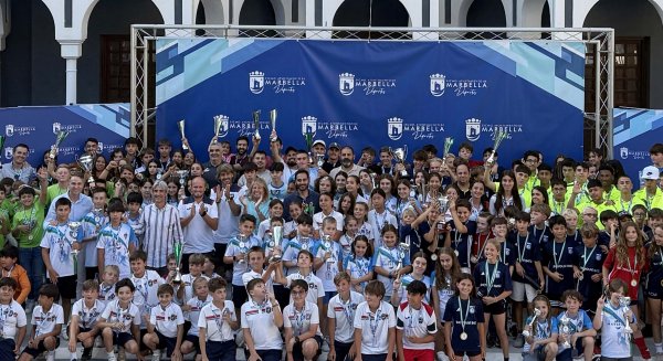 Marbella reconoce la participación de cerca de 2.500 escolares de la ciudad en las ligas deportivas locales 