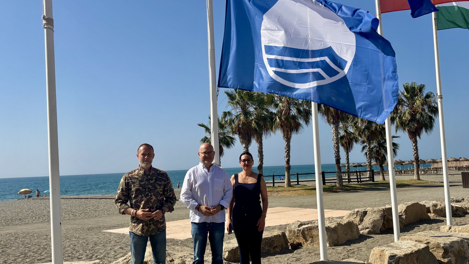 Vélez-Málaga revalida sus Banderas Azules y refuerza su litoral como referente de calidad, seguridad y sostenibilidad