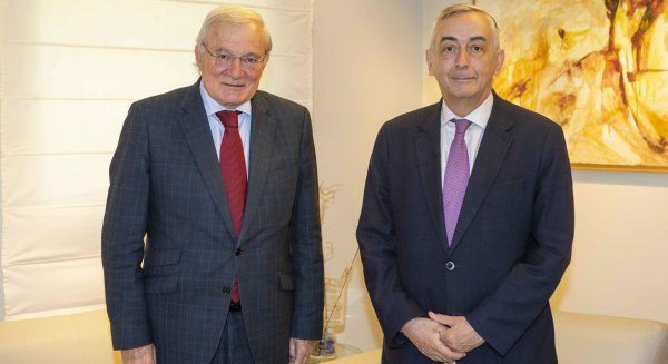 Unicaja Banco y Funcas renuevan su colaboración para impulsar la educación financiera