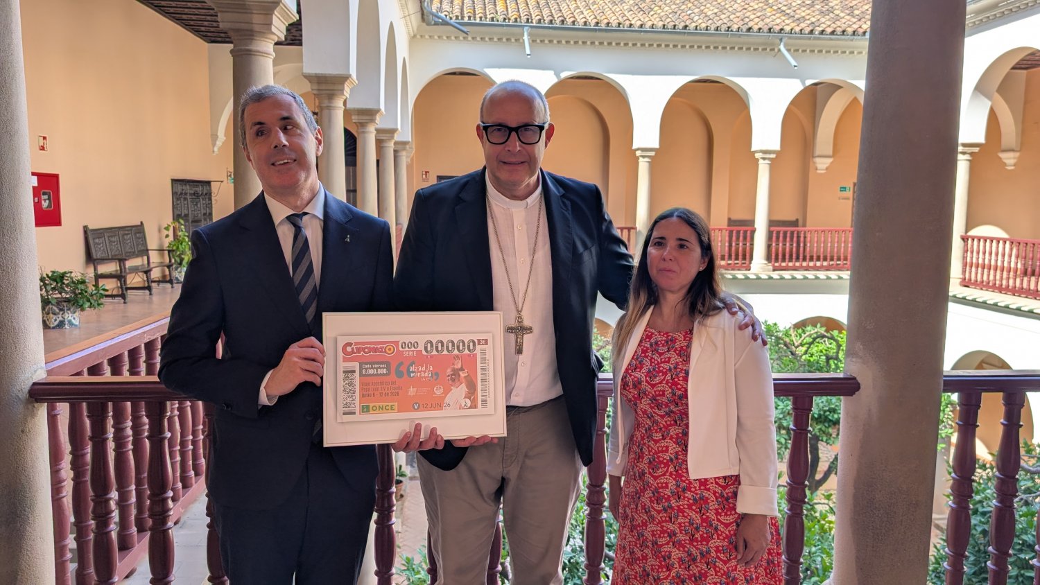 El Obispo de Málaga adquiere El Cuponazo del Papa 