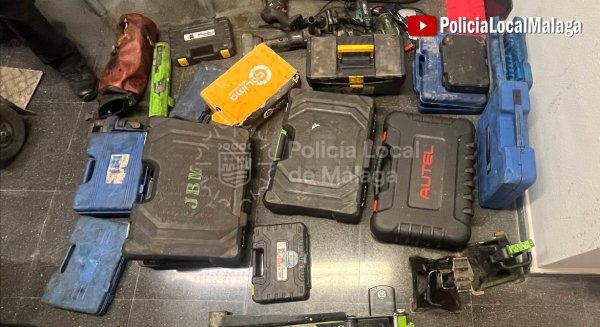 La Policía Local de Málaga impone 19 denuncias por reparar vehículos de manera ilegal en el Guadalhorce