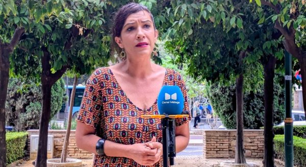 Morillas celebra que María, vecina de 95 años, evite el desahucio 