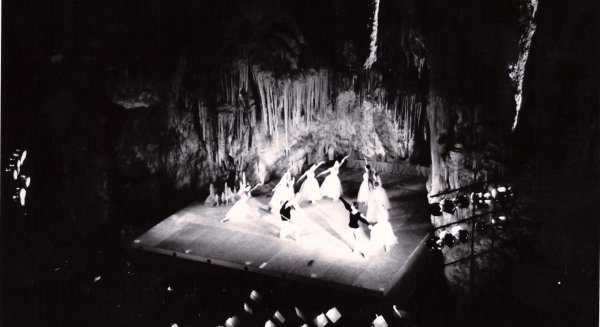 Se cumplen 66 años de la inauguración de la Cueva de Nerja y su festival, cuya 64ª edición se celebrará este verano