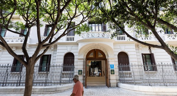 Salado subraya que las plazas hoteleras de cinco estrellas en la provincia han aumentado un 35% en cinco años 