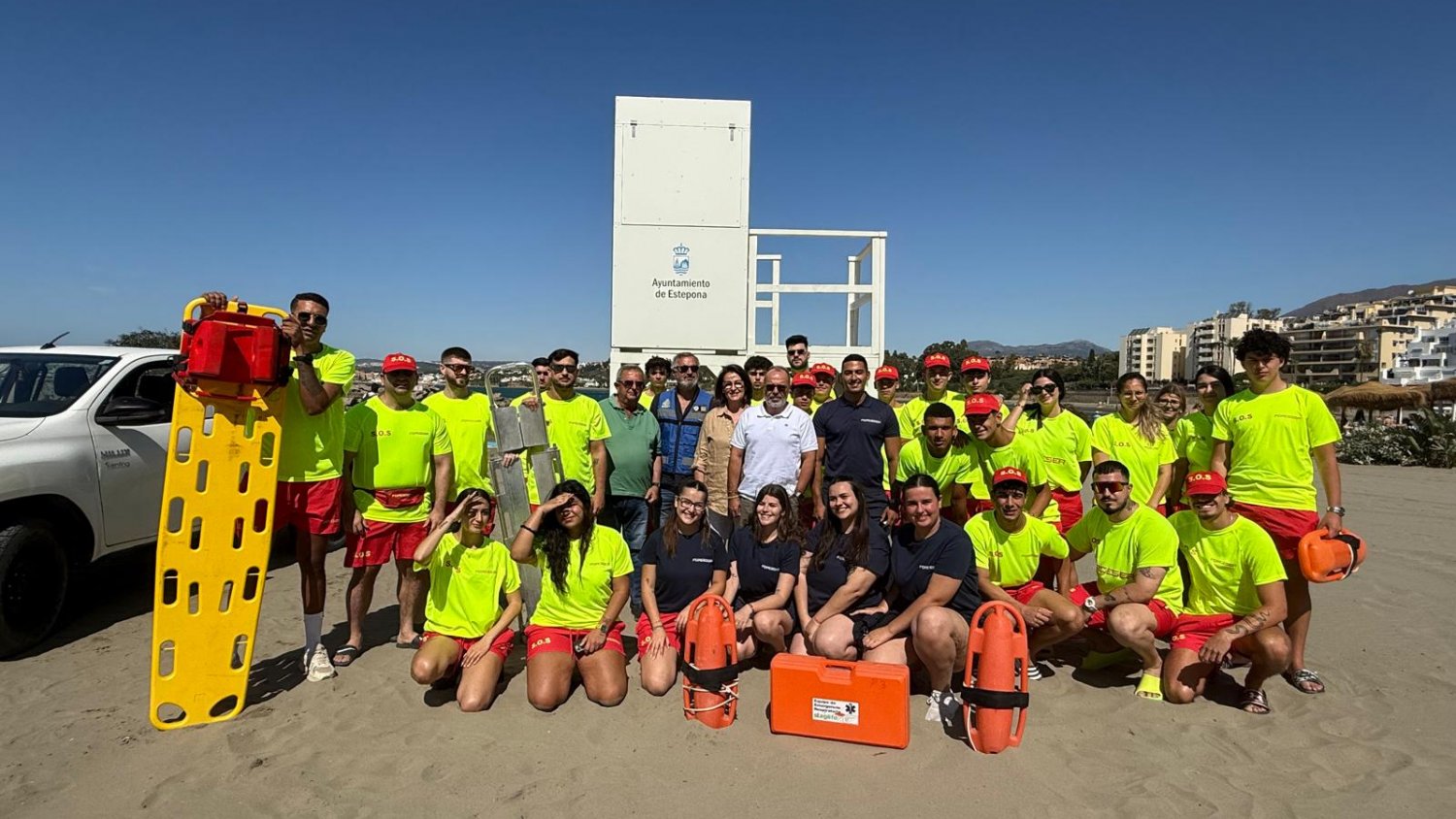 El Ayuntamiento de Estepona activa el servicio de salvamento y vigilancia en las playas 