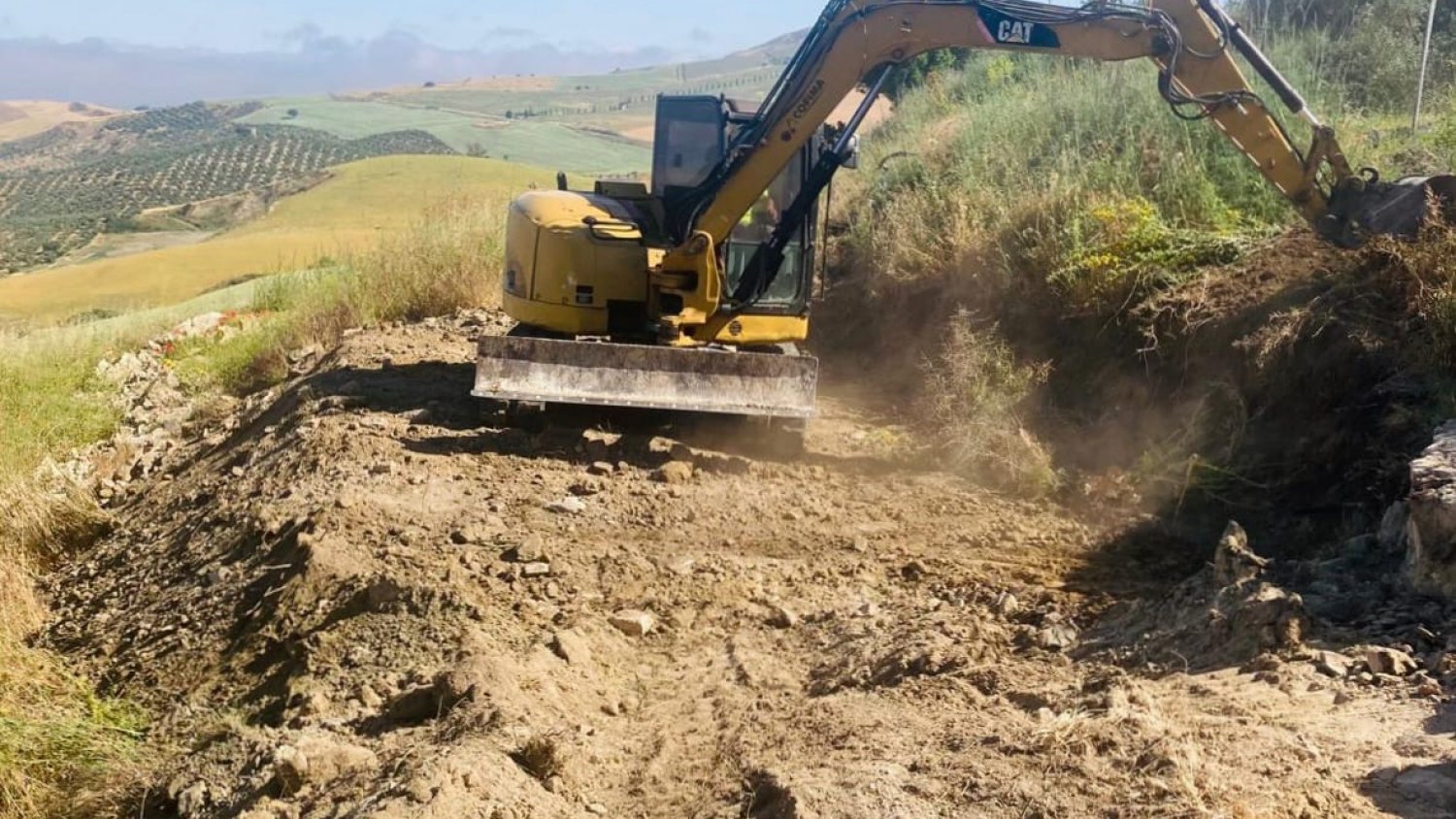 Comienzan las obras de mejora en la vía pecuaria RondaOlvera 