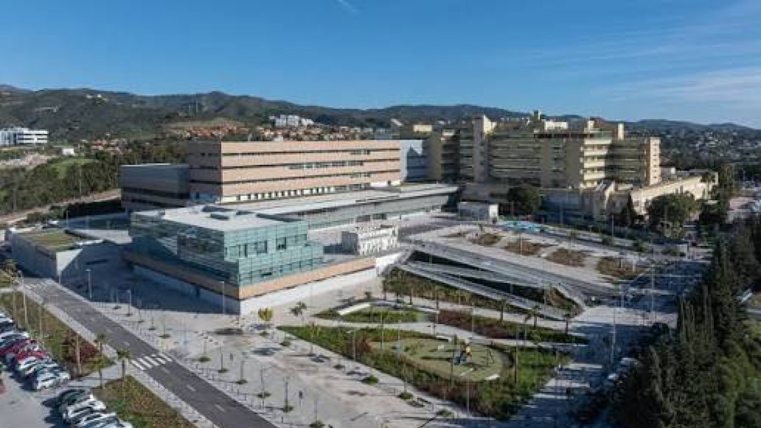 Los médicos del Hospital Costa del Sol denuncian interrupciones recurrentes en el sistema informático que afectan a la atención sanitaria