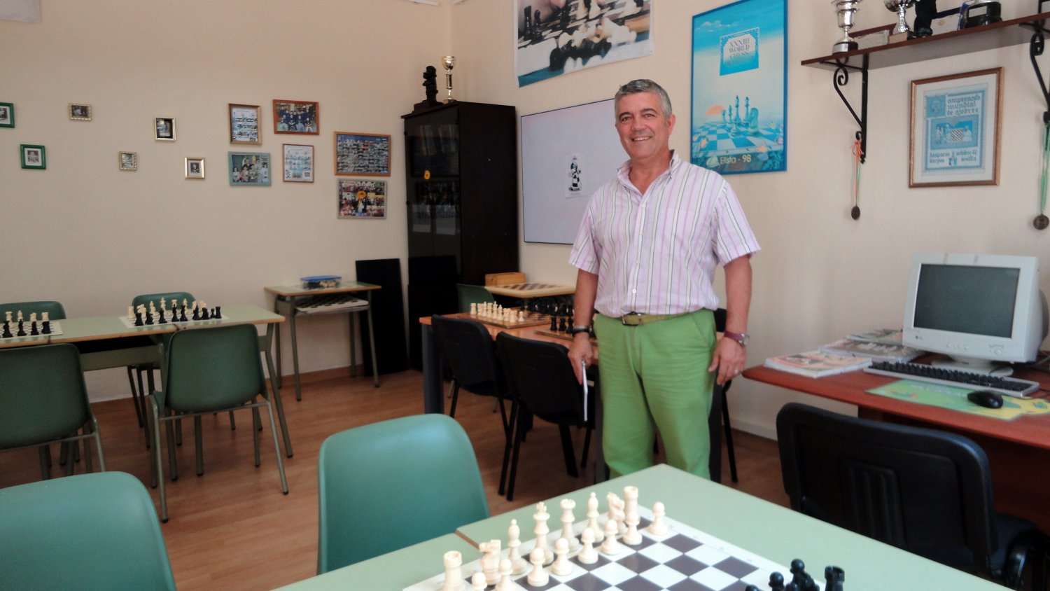Estepona organiza el III Memorial Juan Miguel Abril Rodríguez, en recuerdo del Gran Maestro del Ajedrez del municipio