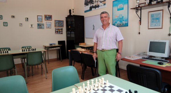 Estepona organiza el III Memorial Juan Miguel Abril Rodríguez, en recuerdo del Gran Maestro del Ajedrez del municipio