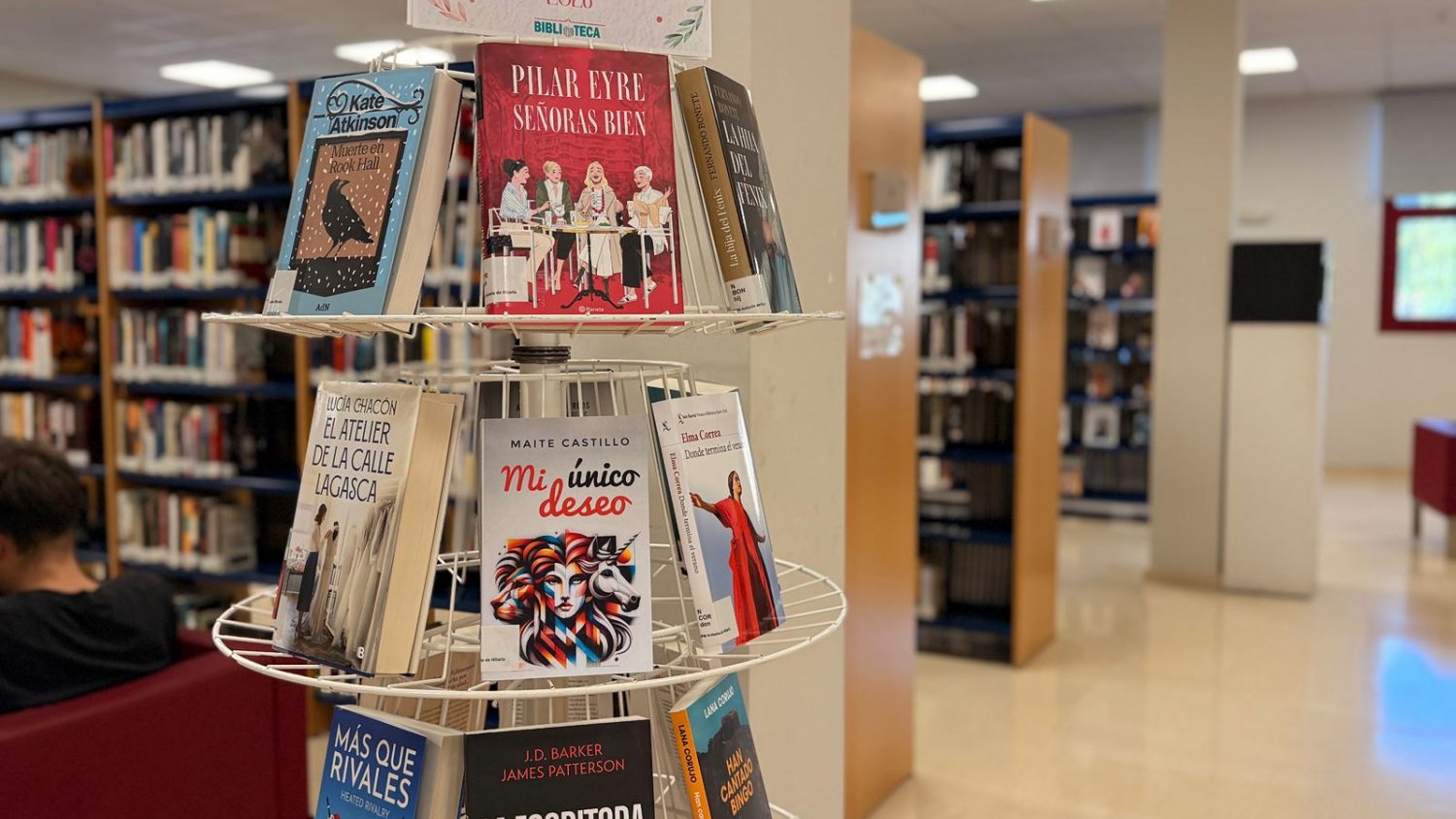 Rincón de la Victoria amplía los fondos bibliográficos de sus bibliotecas municipales