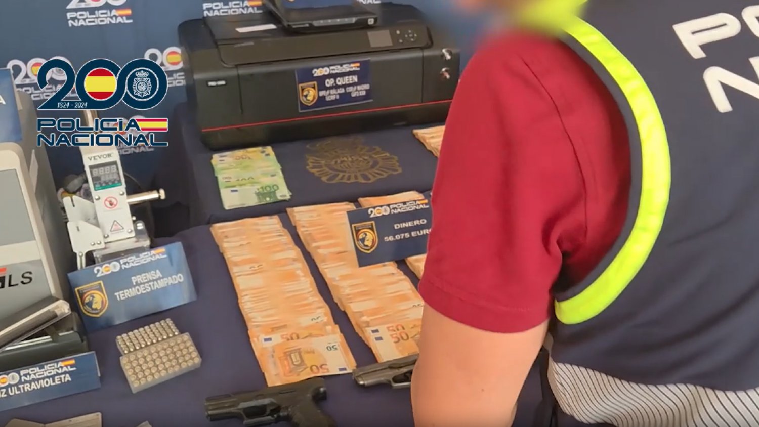 Desarticulada una organización criminal internacional que fabricaba permisos de conducir del Reino Unido 