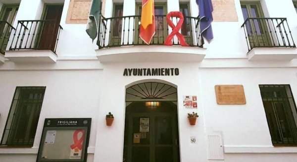 La Justicia investiga al alcalde de Frigiliana y a su equipo por siete presuntos delitos