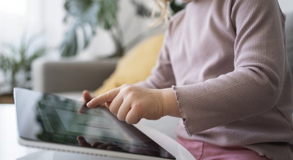 RAEE Andalucía recuerda gestionar correctamente los dispositivos electrónicos tras el curso escolar