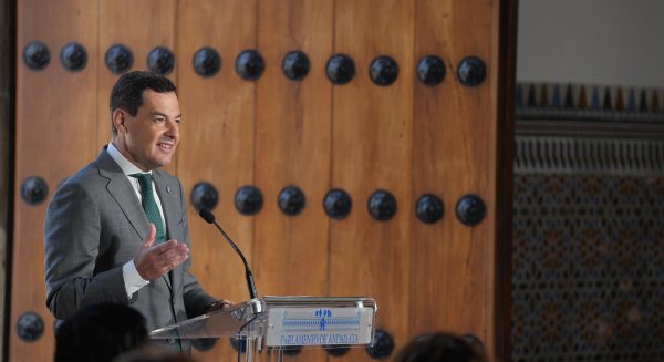 Juanma Moreno reivindica el legado de Blas Infante y llama a la “concordia” en el aniversario del fundador del andalucismo