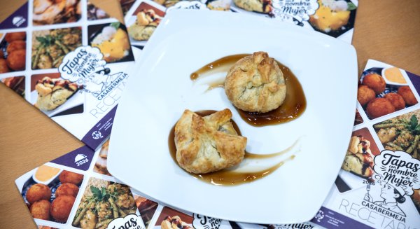 La Diputación de Málaga promueve un recetario para recuperar la memoria gastronómica de las mujeres de Casabermeja