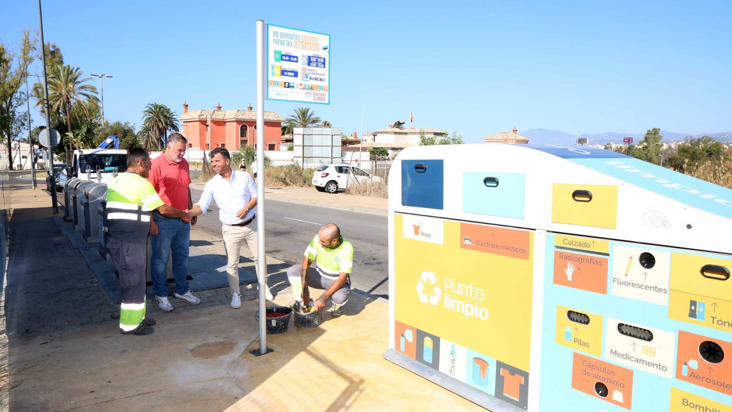 Marbella mejora la información ciudadana sobre limpieza con nueva cartelería y señalización