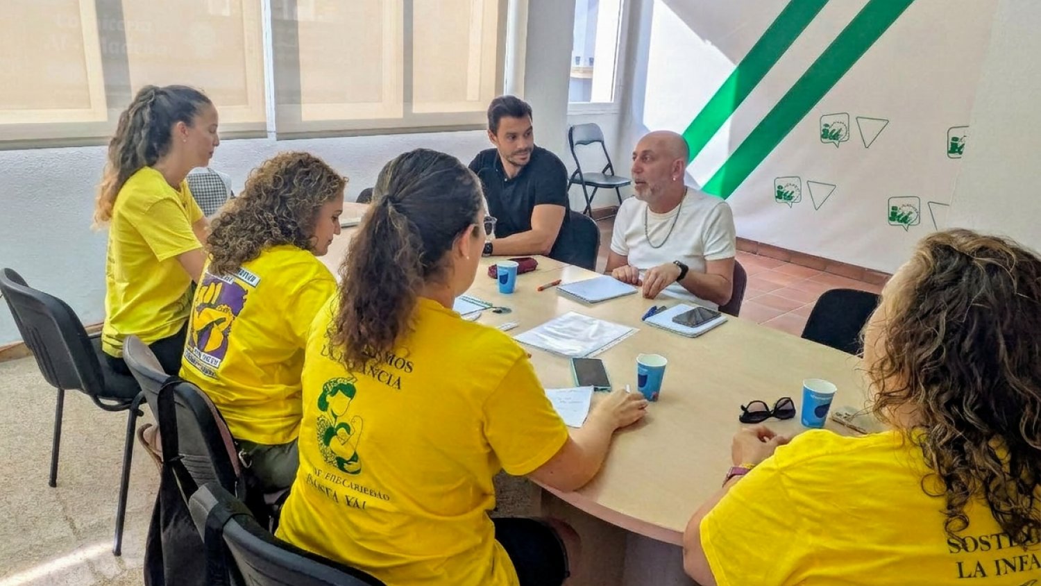 Por Andalucía inscribe una iniciativa para que la Junta cumpla con las educadoras infantiles de 0 a 3 años y las familias