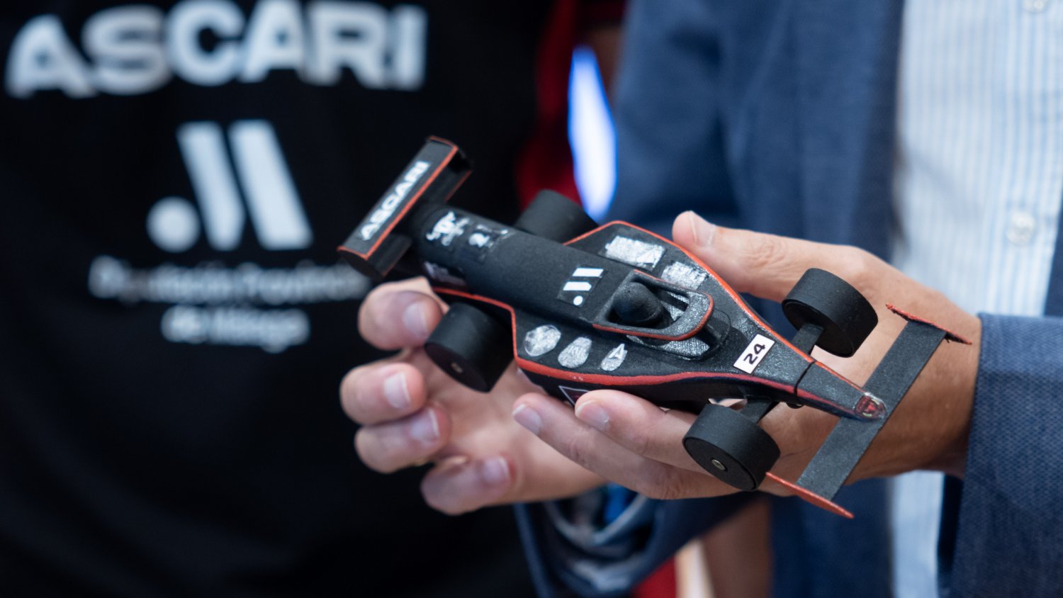 La Diputación de Málaga recibe al equipo Galmax GT tras sus últimos éxitos
