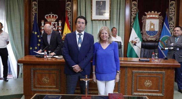Carlos Alcalá se incorpora al Gobierno de Marbella tras tomar posesión como concejal en Pleno