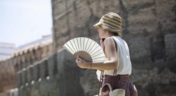 La Aemet activa el aviso amarillo por calor en Málaga este jueves y viernes con máximas de hasta 39 grados