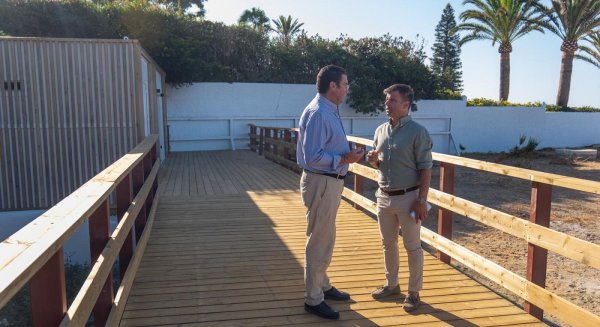Marbella culmina el tramo de la senda litoral de Bahía Marbella con una pasarela de 30 metros