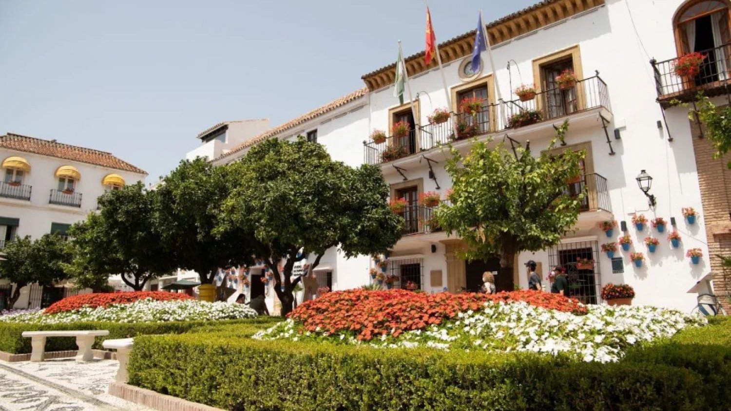 Marbella permitirá instalar pantallas en terrazas para la final del Mundial