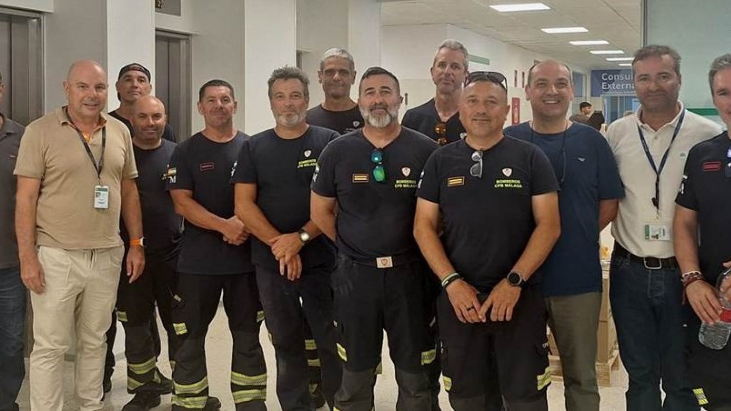 El Hospital Axarquía celebra una jornada de trabajo preventivo con Bomberos de Málaga