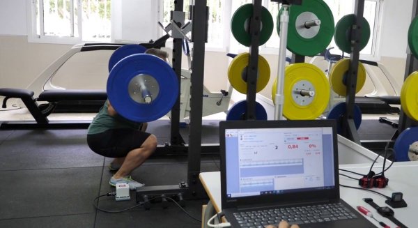 Comparan dos métodos avanzados de fuerza para medir la evolución del rendimiento deportivo