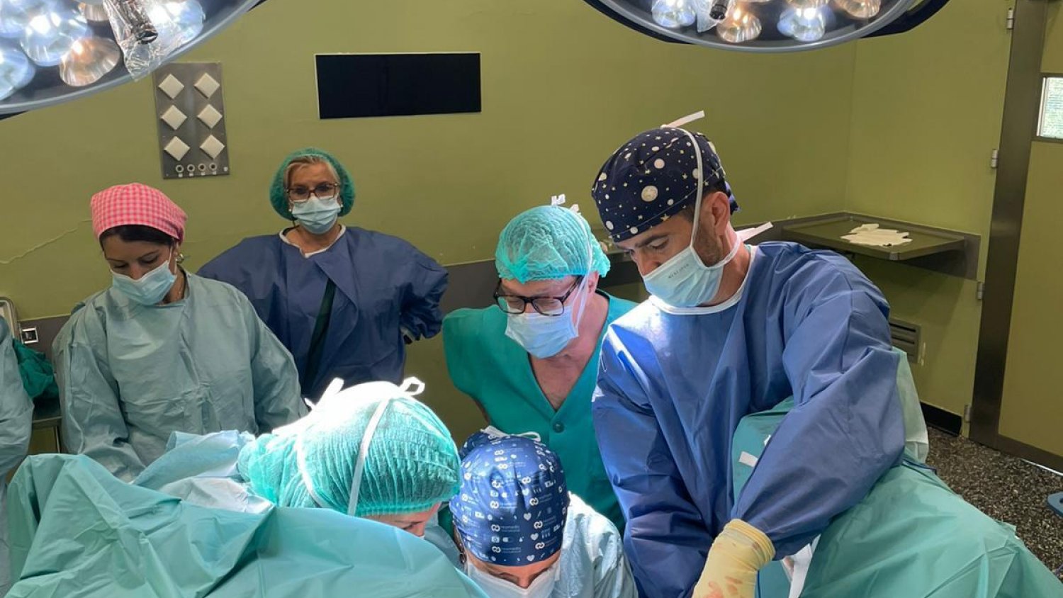 El Hospital Regional incluye una técnica para preservar el útero en mujeres con prolapso