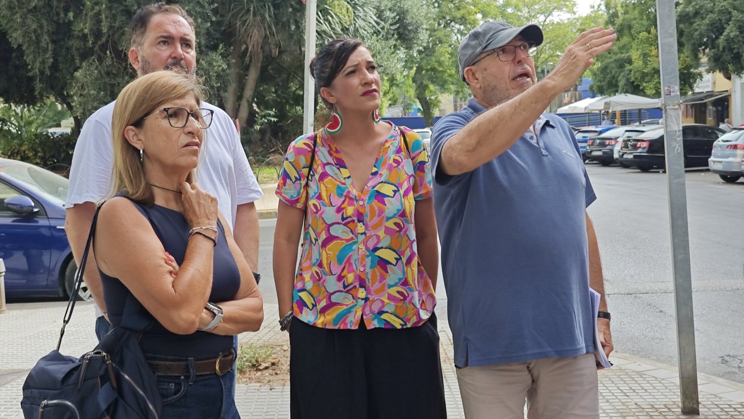 Morillas critica que el PP tenga los barrios de Málaga “hechos una porquería” y exige barrios dignos para las vecinas 