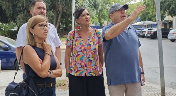 Morillas critica que el PP tenga los barrios de Málaga “hechos una porquería” y exige barrios dignos para las vecinas 