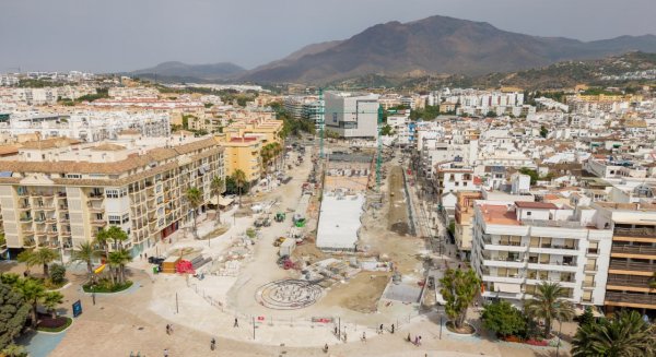 Estepona avanza en las obras del bulevar con las canalizaciones finalizadas y el parking al 75%