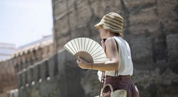 Málaga afronta una semana más suave tras el terral con el regreso de la calima desde el martes
