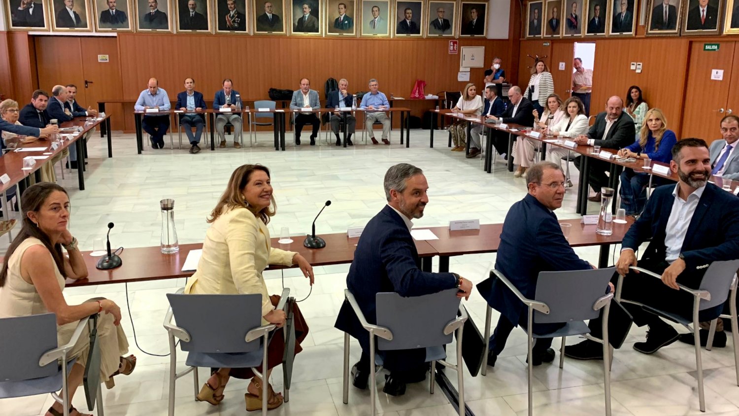 Carmen Crespo defiende una política de agua en Almería que esté 