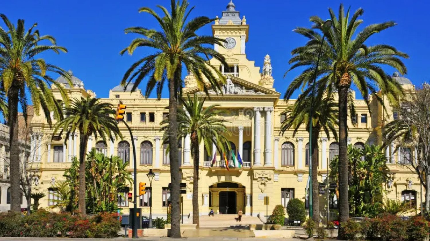 Más Cerca acuerda equiparar las condiciones laborales de su plantilla con las del Ayuntamiento