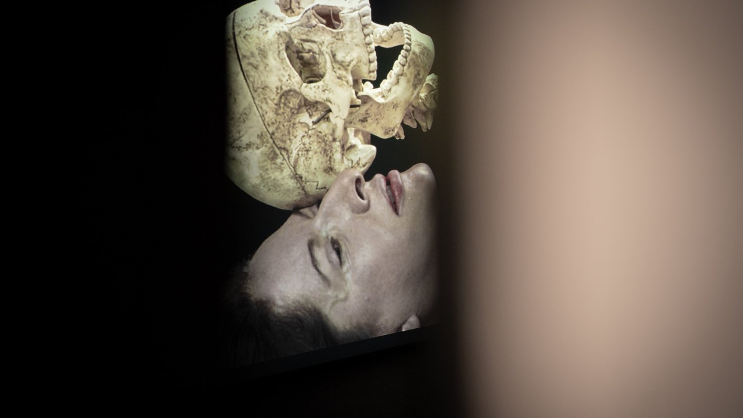 El MUCAC La Coracha exhibe la videocreación ‘Self Portrait’ de Marina Abramović