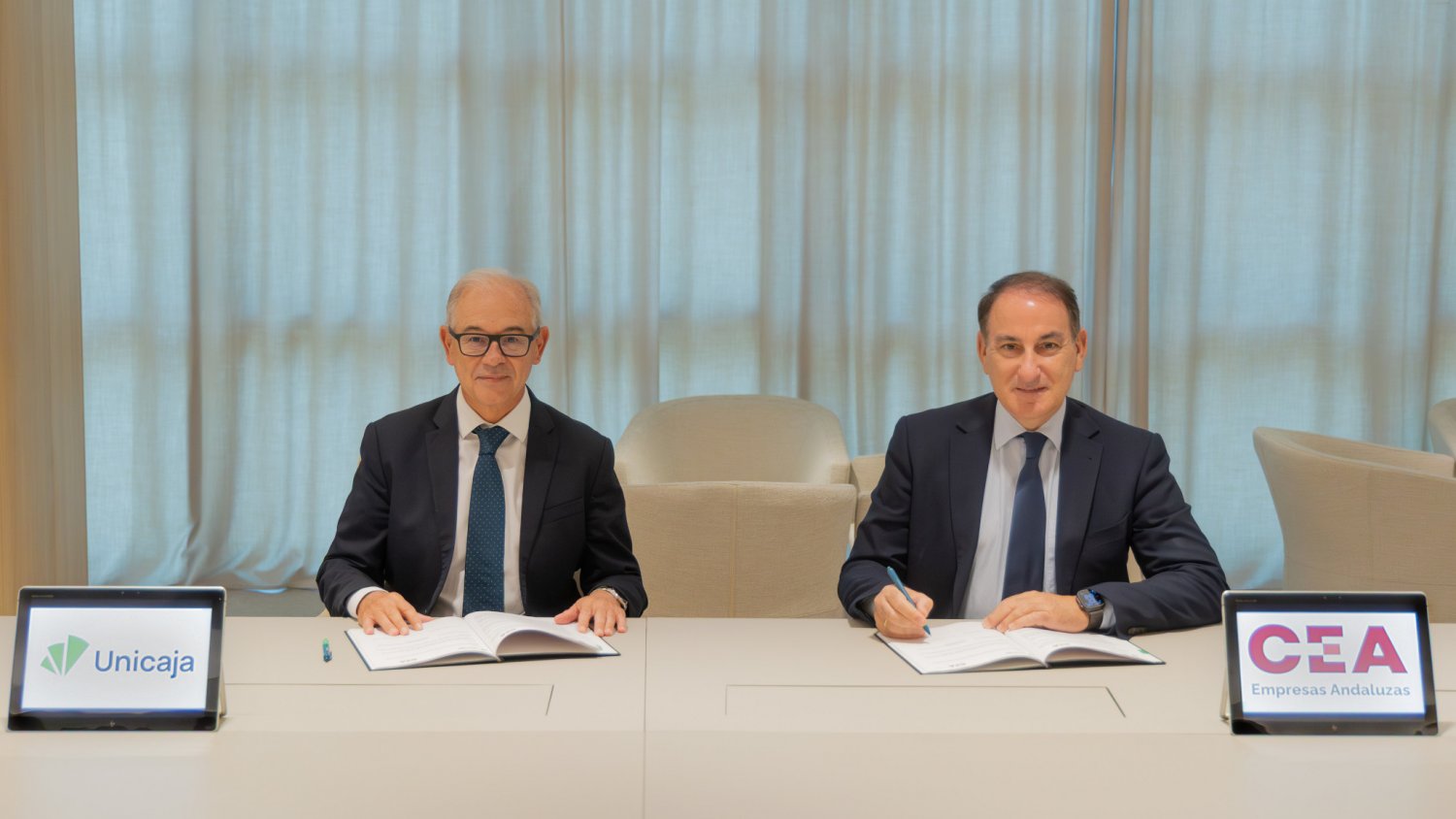 Unicaja y CEA renuevan su acuerdo para facilitar 1.000 millones de euros de financiación a empresas andaluzas